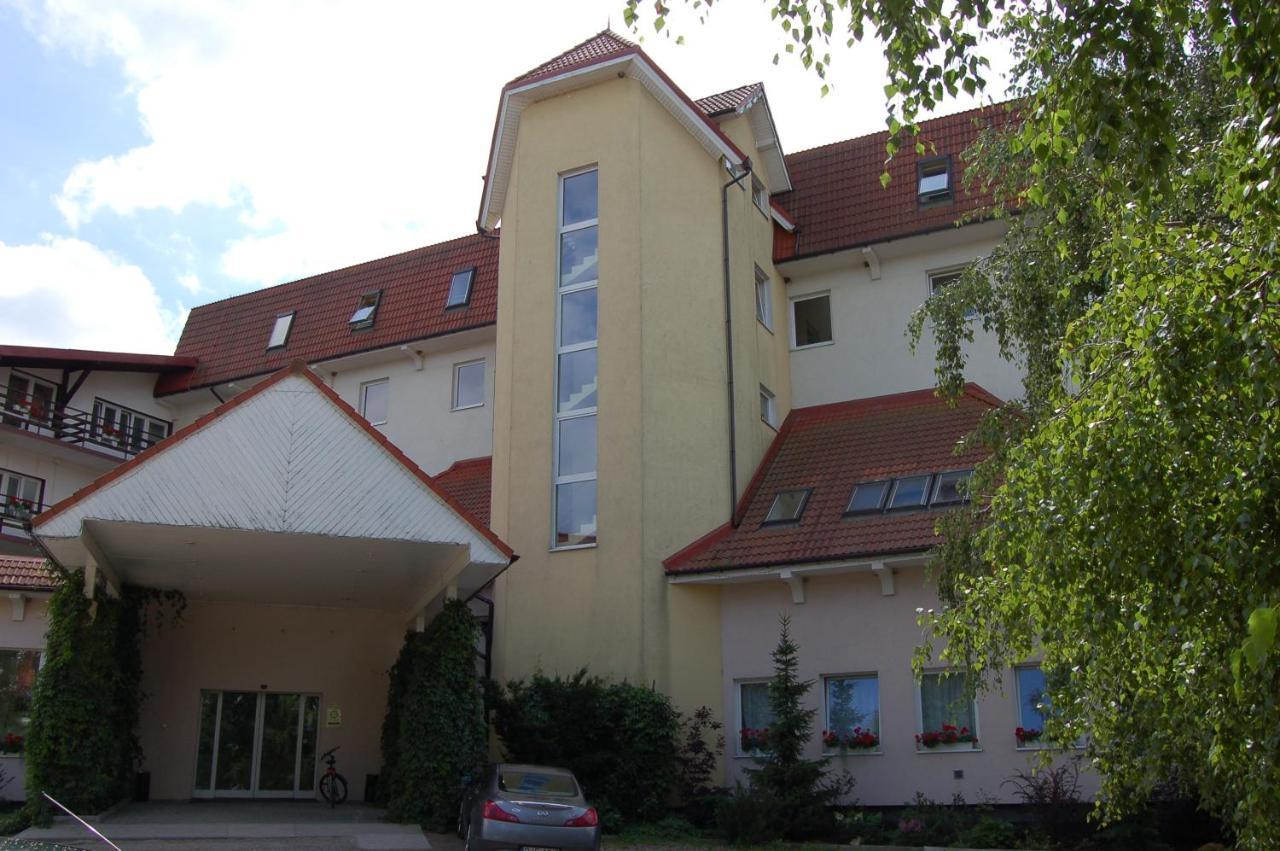גיז'יצקו Hotel Europa מראה חיצוני תמונה
